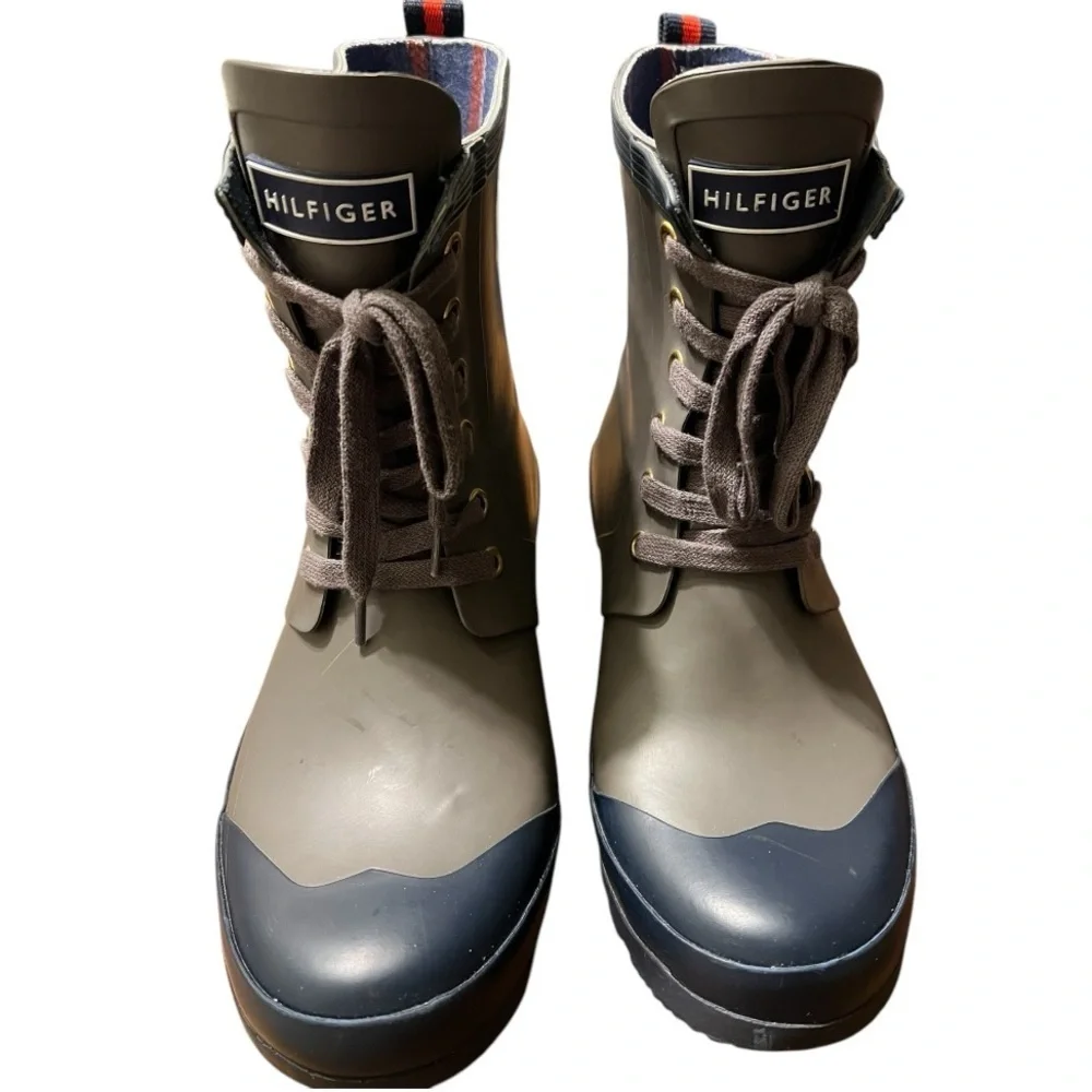 Tommy Hilfiger Gray and Blue Rain Boots Size 7